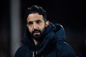 阿莫林谈双红会:前15分钟要掌控比赛节奏,全力拼踢出自己风格 阿莫林谈双红会:前15分钟要掌控比赛节奏,全力拼踢出自己风格