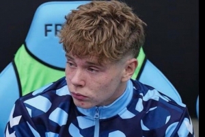 邮报:曼联关注考文垂16岁攻击型中场乔治-谢泼德 邮报:曼联关注考文垂16岁攻击型中场乔治-谢泼德