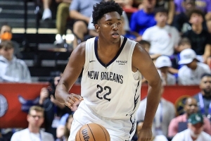 13号秀奎因：我已经准备好了 何时复出由教练和训练师决定