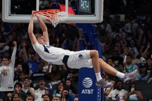 杰弗森:弗拉格将场均15-17分 若超过这区间可能球队打得不好 杰弗森:弗拉格将场均15-17分 若超过这区间可能球队打得不好