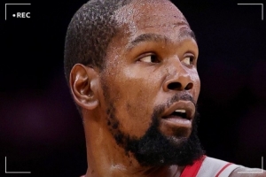 KD连一个“真”冠军都没有却总薪资历史第一?老詹又成历史第二了 KD连一个“真”冠军都没有却总薪资历史第一?老詹又成历史第二了