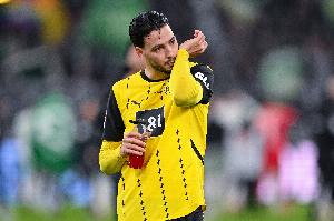 本塞拜尼:下半场我们有不少机会,但对阵拜仁只踢半场好球还不够 本塞拜尼:下半场我们有不少机会,但对阵拜仁只踢半场好球还不够