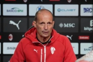 阿莱格里:对AC米兰来说,赢球本就是常态 阿莱格里:对AC米兰来说,赢球本就是常态