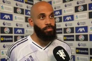 姆伯莫:利物浦球迷一直在嘘,在他们面前进球很爽 姆伯莫:利物浦球迷一直在嘘,在他们面前进球很爽