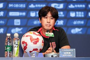 徐正源:我们一直很重视亚冠联赛,双线作战球员身体上比较疲劳 徐正源:我们一直很重视亚冠联赛,双线作战球员身体上比较疲劳