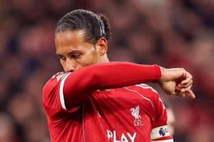 自加盟利物浦以来,范戴克在安菲尔德的英超比赛中只输了四场👀 自加盟利物浦以来,范戴克在安菲尔德的英超比赛中只输了四场👀