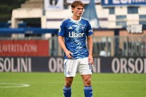 丝毫不怵!186帕斯体重不足150斤,战尤文多达16次对抗成功7次 丝毫不怵!186帕斯体重不足150斤,战尤文多达16次对抗成功7次