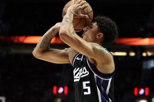 威少:24号秀克利福德是出色球员 接下来他会让很多人感到惊讶 威少:24号秀克利福德是出色球员 接下来他会让很多人感到惊讶