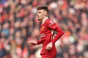 理查兹:本赛季布拉德利像变了一个人 他需摆脱顶替阿诺德的压力 理查兹:本赛季布拉德利像变了一个人 他需摆脱顶替阿诺德的压力