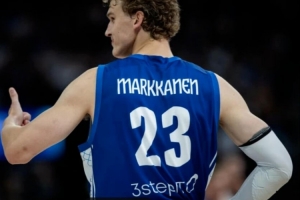 30天30队·爵士:对马卡宁公平吗? 30天30队·爵士:对马卡宁公平吗?