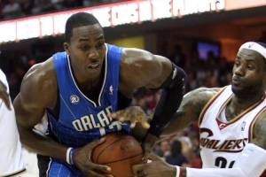 霍华德:魔术时期我肌肉最发达 后来关节承受不了就开始疯狂减重 霍华德:魔术时期我肌肉最发达 后来关节承受不了就开始疯狂减重