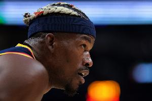 巴特勒谈热火闹剧:从头到尾只有一个人一句话没说 都已经过去了 巴特勒谈热火闹剧:从头到尾只有一个人一句话没说 都已经过去了