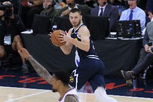 Shams:掘金与布劳恩5年1.25亿美元提前续约 Shams:掘金与布劳恩5年1.25亿美元提前续约