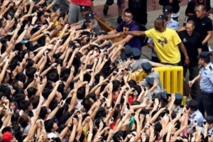 一哥:我们见证了科比的影响力 他的经纪人佩林卡很重视中国市场 一哥:我们见证了科比的影响力 他的经纪人佩林卡很重视中国市场