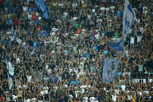 米体:180名那不勒斯球迷在埃因霍温被捕,本场欧冠被视为高风险 米体:180名那不勒斯球迷在埃因霍温被捕,本场欧冠被视为高风险