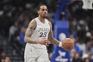 华盛顿：从首发到替补的变化是防守我的是比较弱的防守者