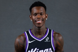 威少先发?队记:施罗德参加无对抗训练 能否参加揭幕战待定 威少先发?队记:施罗德参加无对抗训练 能否参加揭幕战待定