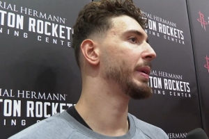 申京谈“五大”首发:我们训练中发现这阵容效果很好 就继续沿用 申京谈“五大”首发:我们训练中发现这阵容效果很好 就继续沿用