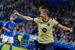 记者:莱万开始慢跑训练,费兰-托雷斯参加了合练 记者:莱万开始慢跑训练,费兰-托雷斯参加了合练