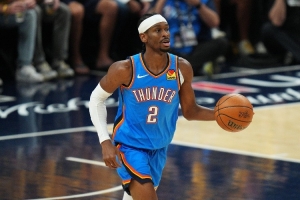 亚历山大35+5+5+2+2场次上双 比肩詹&登&字母 成为现役第四人 亚历山大35+5+5+2+2场次上双 比肩詹&登&字母 成为现役第四人