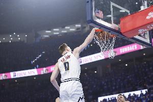 5年1.25亿提前续约!布劳恩:我高中大学从未换队 在NBA也不想换 5年1.25亿提前续约!布劳恩:我高中大学从未换队 在NBA也不想换