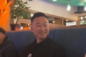 刘维伟吐槽杨瀚森:第一年来有点婴儿肥 现在脸越来越大酒窝没了 刘维伟吐槽杨瀚森:第一年来有点婴儿肥 现在脸越来越大酒窝没了