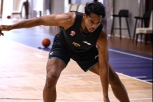 祝铭震晒训练视频:南京的夏天过得也太快了🥶 祝铭震晒训练视频:南京的夏天过得也太快了🥶