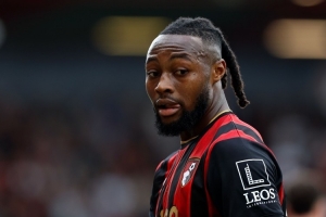 英媒:塞梅尼奥解约金高于6500万镑,伯恩茅斯已开始寻找替代人选 英媒:塞梅尼奥解约金高于6500万镑,伯恩茅斯已开始寻找替代人选