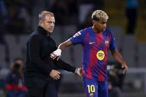 弗里克:大胜为国家德比奠定信心,亚马尔将以百分百状态出战皇马 弗里克:大胜为国家德比奠定信心,亚马尔将以百分百状态出战皇马