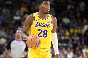 八村:第三节表现一直是我们的问题 要专注起来找到解决办法 八村:第三节表现一直是我们的问题 要专注起来找到解决办法