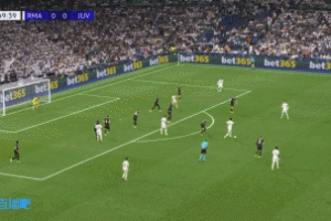 这没进啊!弗拉霍维奇大单刀,库尔图瓦神扑 这没进啊!弗拉霍维奇大单刀,库尔图瓦神扑