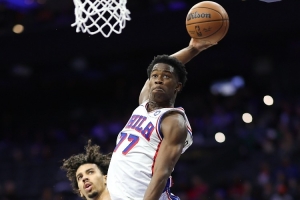 未来巨星?生涯首秀:埃奇库姆34分排第三&仅次于张伯伦、塞维尔 未来巨星?生涯首秀:埃奇库姆34分排第三&仅次于张伯伦、塞维尔