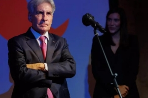 每体:巴萨高管埃斯库德罗出任加泰罗尼亚足协新任经济副主席 每体:巴萨高管埃斯库德罗出任加泰罗尼亚足协新任经济副主席