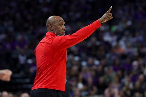 媒体人:比卢普斯的职业生涯估计完了 不知道对瀚森来说是福是祸 媒体人:比卢普斯的职业生涯估计完了 不知道对瀚森来说是福是祸