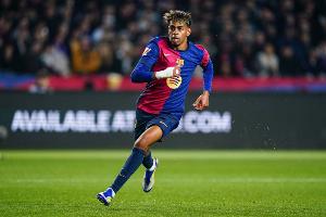 世体:世界足球先生明年一月颁发,国家德比是亚马尔绝佳展示舞台 世体:世界足球先生明年一月颁发,国家德比是亚马尔绝佳展示舞台