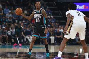 摸不到我!莫兰特“甩尾”骗翻菜鸟费尔斯 还指着他嘲笑 摸不到我!莫兰特“甩尾”骗翻菜鸟费尔斯 还指着他嘲笑