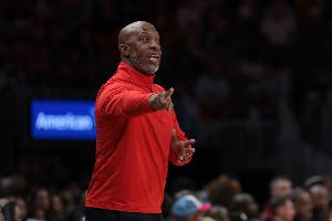 比卢普斯投注时还没当开拓者教练!媒体人:太伤了啊赛季可刚开始 比卢普斯投注时还没当开拓者教练!媒体人:太伤了啊赛季可刚开始