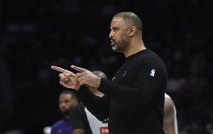 小贾巴里:乌度卡会帮我们把问题简单化 强调全力以赴去打球 小贾巴里:乌度卡会帮我们把问题简单化 强调全力以赴去打球