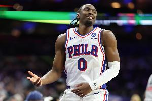 马克西：教练告诉我们上场打48分钟的新76人文化篮球 我们做到了