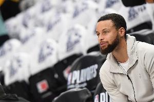 媒体人:库里仍是巨星行列完全可以再拿一个MVP 勇士本季争冠有望 媒体人:库里仍是巨星行列完全可以再拿一个MVP 勇士本季争冠有望