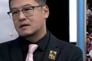 杨毅:根据季前赛判断瀚森应该上场10分钟 没想到开拓者改变轮换 杨毅:根据季前赛判断瀚森应该上场10分钟 没想到开拓者改变轮换