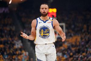 库里诠释“Flow”哲学:从球鞋科技延伸球场语言 升华为人生信条 库里诠释“Flow”哲学:从球鞋科技延伸球场语言 升华为人生信条