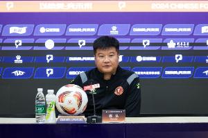 打平即可冲超!李金羽:期待球员用积极、严谨的态度面对比赛 打平即可冲超!李金羽:期待球员用积极、严谨的态度面对比赛