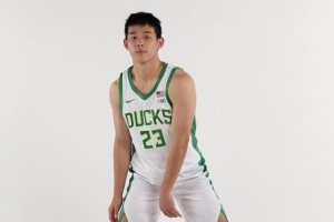 11中4!媒体人:外线干拔跳投快速出手是林葳的一贯打法 只是没进 11中4!媒体人:外线干拔跳投快速出手是林葳的一贯打法 只是没进