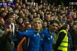 加纳乔一条龙破门,打入蓝军处子球,切尔西第5分钟1-0桑德兰 加纳乔一条龙破门,打入蓝军处子球,切尔西第5分钟1-0桑德兰