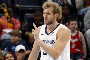 真挚的祝福!祝灰熊球员乔克-兰代尔30岁生日快乐!🎂🎂 真挚的祝福!祝灰熊球员乔克-兰代尔30岁生日快乐!🎂🎂