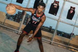 从2400人小岛打进NBA,他才真是“上乔下科”? 从2400人小岛打进NBA,他才真是“上乔下科”?