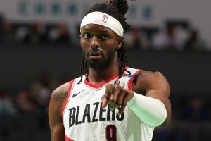 媒体人:开拓者就防守反击 就阿夫迪亚和格兰特能单点爆破的 媒体人:开拓者就防守反击 就阿夫迪亚和格兰特能单点爆破的