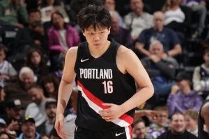 斯帅执教生涯初期恐都会求稳 小杨场上机会可能不会太多 斯帅执教生涯初期恐都会求稳 小杨场上机会可能不会太多