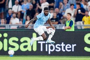 拉齐奥官方宣布塔瓦雷斯左腿肌肉受伤,罗体:将缺席对尤文的联赛 拉齐奥官方宣布塔瓦雷斯左腿肌肉受伤,罗体:将缺席对尤文的联赛